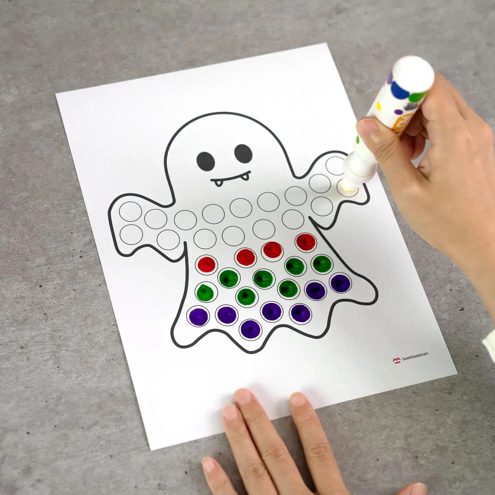 Halloween Dot-Marker Fun printable Halloween activity